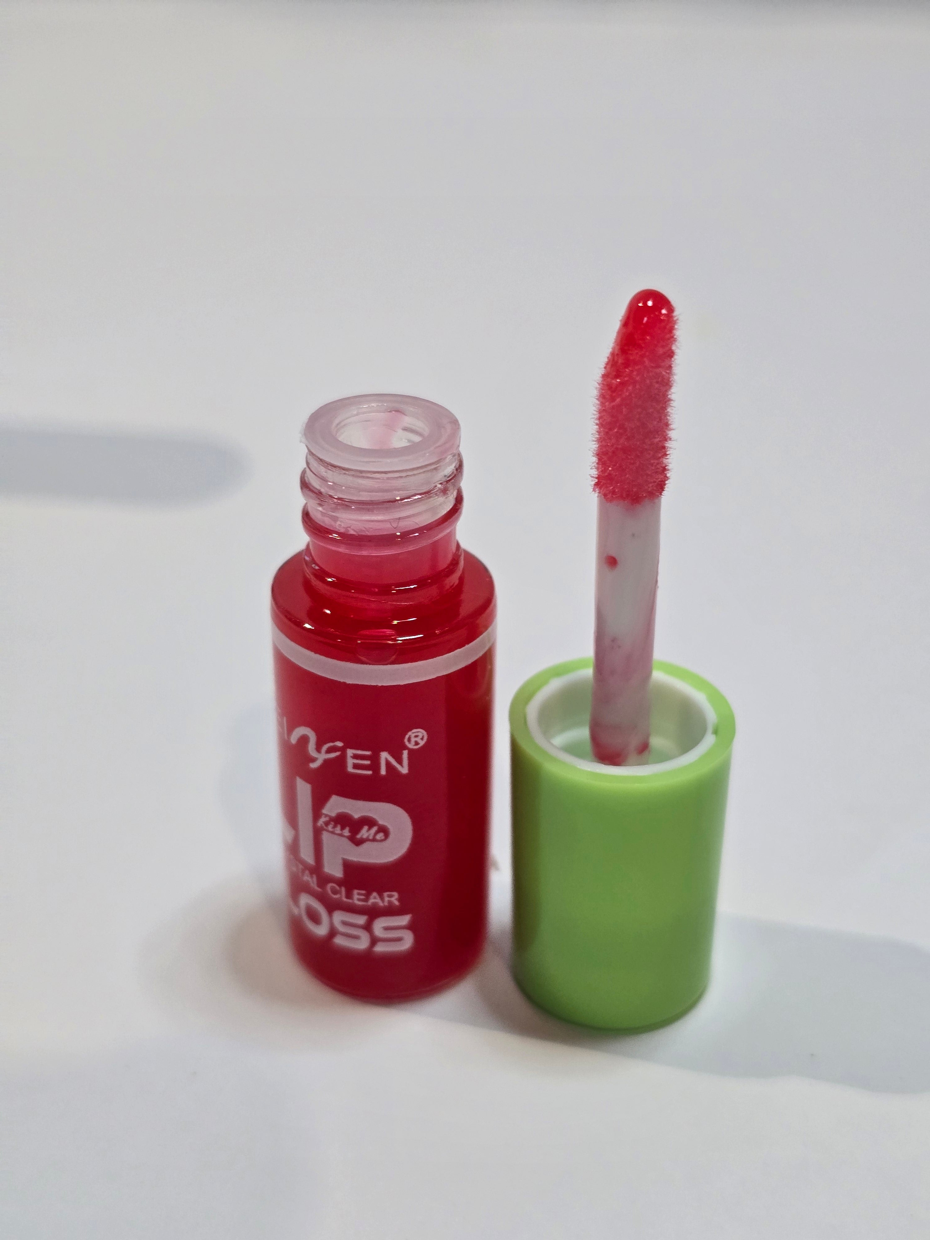 Lip Gloss Hidratante 6uni