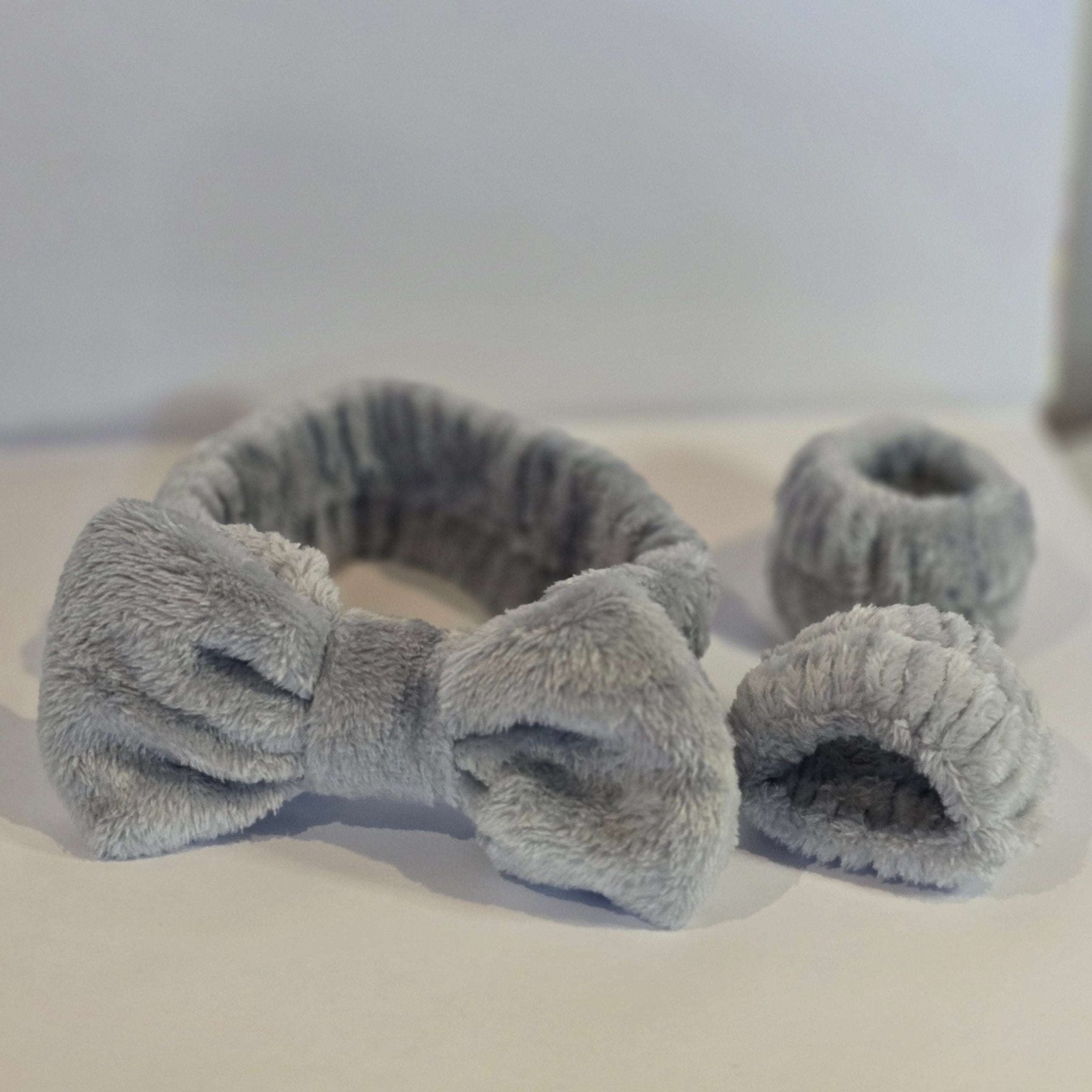Headband e 2 Pulseiras - San Ha Co